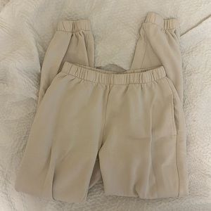 Brandy Melville cream sweats